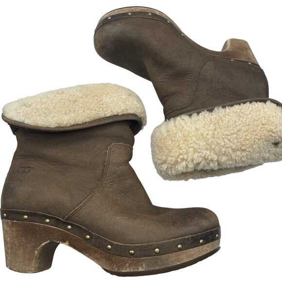UGG Size 6 Lynnea Leather Ankle Boot Studded Wood Heels Round Toe Roll Down 3207 - Picture 1 of 7